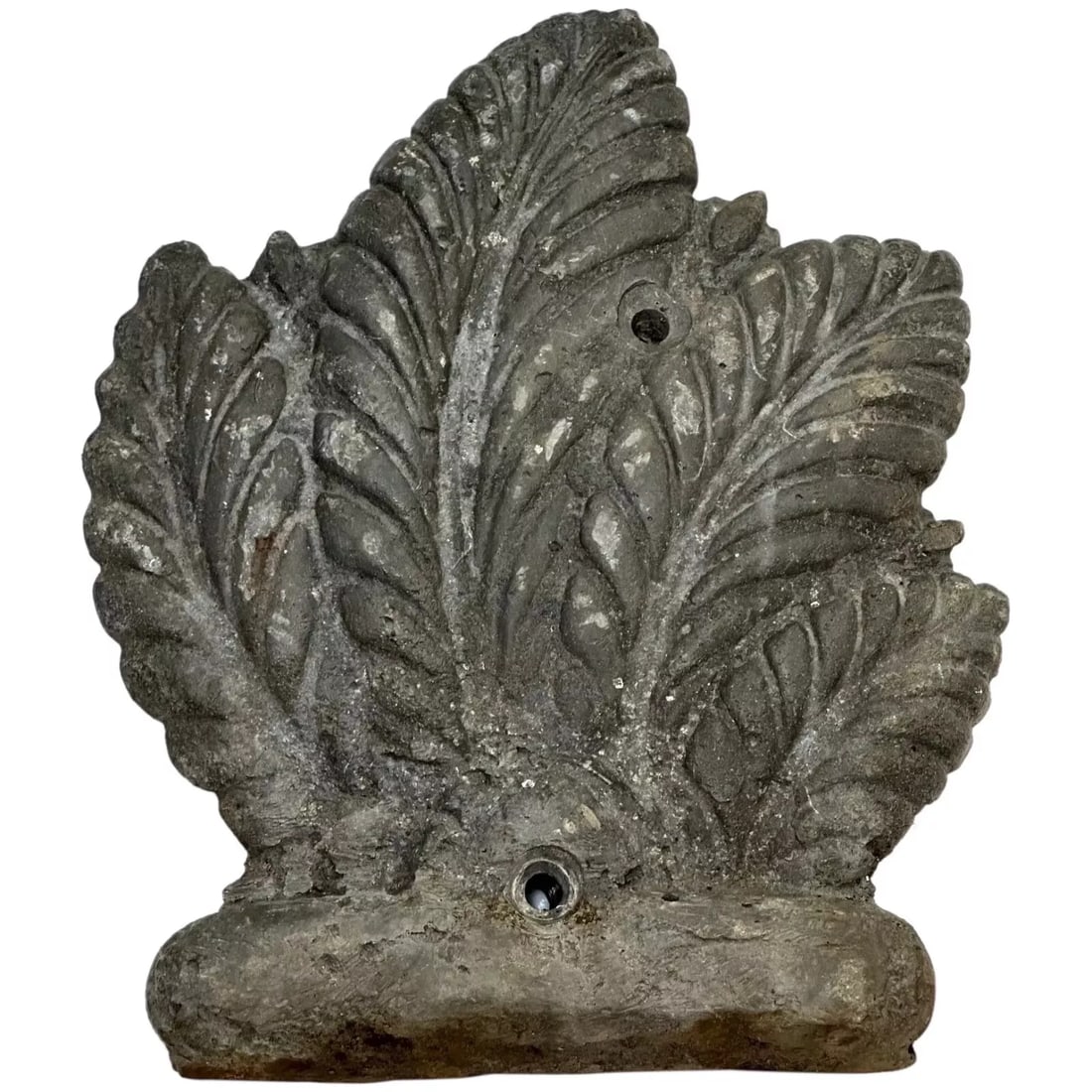 Small British Victorian Lead Royal Feathers Garden Wall Sculpture Feature: Title: Small British Victorian Lead Acanthus Leaves Garden Wall Sculpture Feature Description 500 1 British Antique 19th Century Small Architectural Lead Royal Feathers Garden Wall Sculpture Feature.