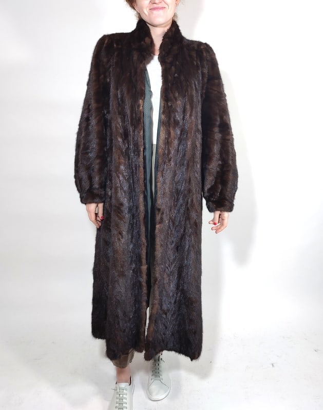 BROWN MINK SECTIONS FUR COAT EU: 3XL; US: 26 (1 of 1)