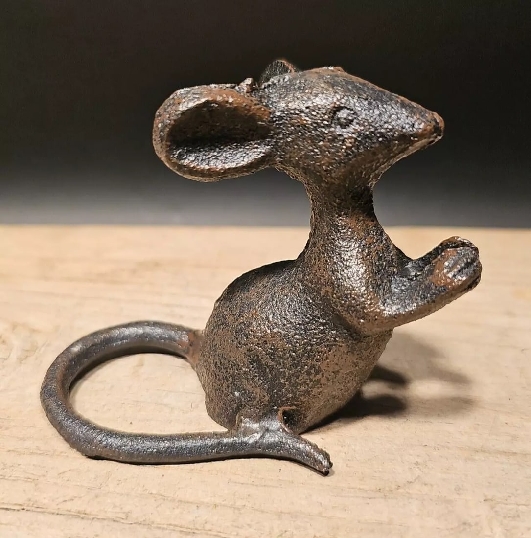 Cast Iron Mouse (1 of 9)