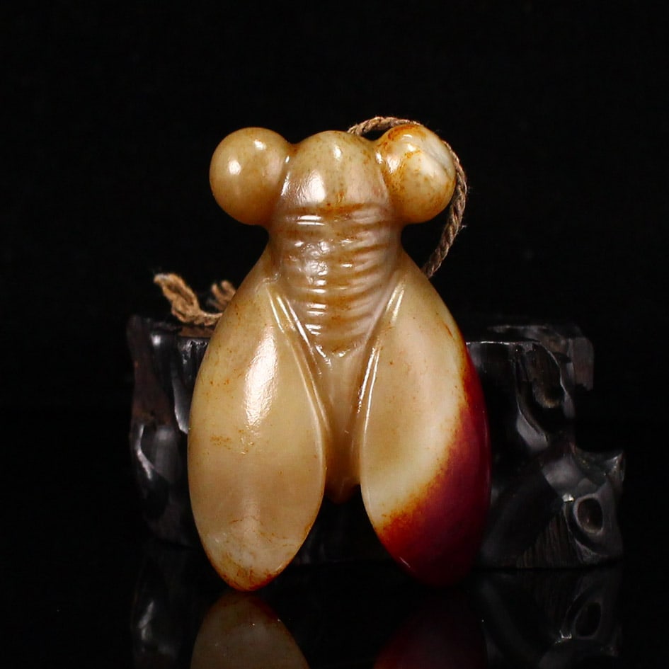 Old Chinese Hetian Jade Cicada Pendant (1 of 6)