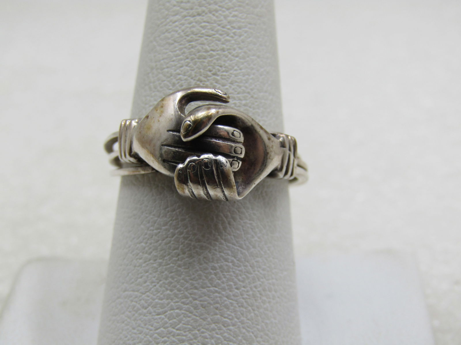 Vintage Sterling Secret Heart Hand Holding Ring, Swivels, Signed Bask, Sz. 9 (1 of 12)