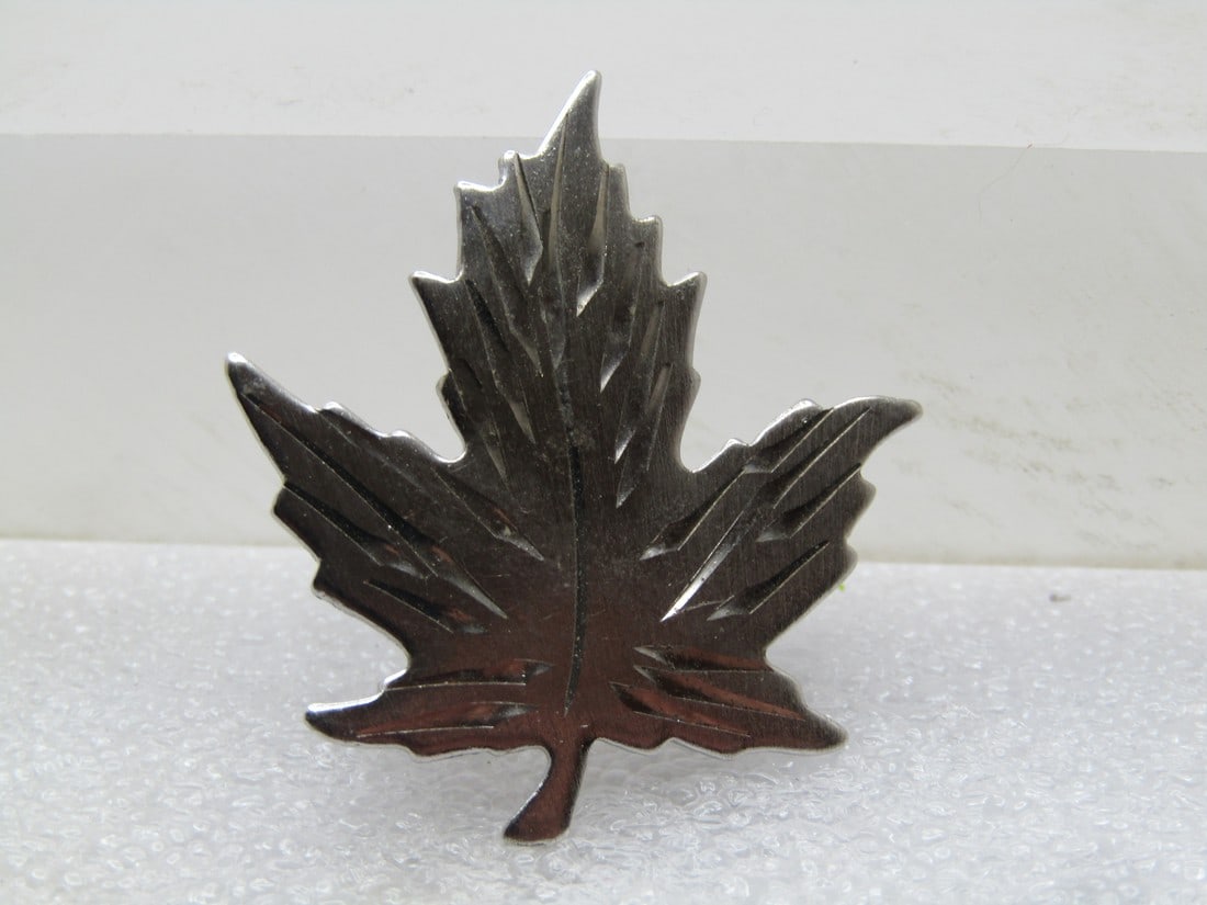 Vintage Sterling Maple Leaf Brooch, 1960's-1970's Signed BMCO (1 of 6)