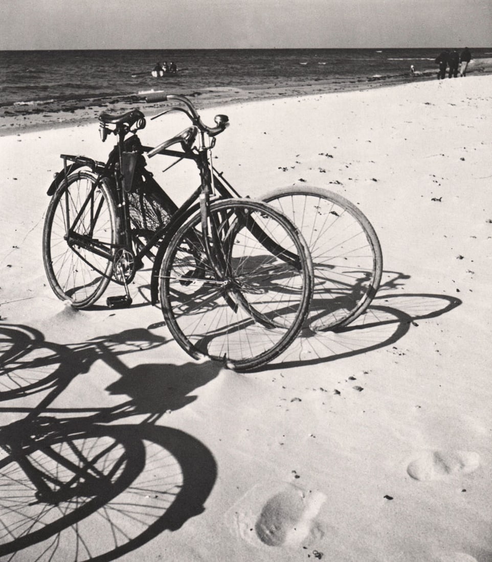 HERBERT LIST - Baltic Sea near Lubeck c.1930: Artist: HERBERT LIST Print Title: Baltic Sea near Lubeck c.1930 Printing Date: 1980’s Medium: Photo-lithograph Printed in: Austria Image Size: approx. 7 x 6” Additional Information: COA in