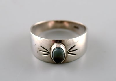 Swedish silver ring in classic design with green agate.