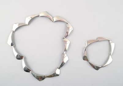 Danish silversmith sterling silver. Necklace and bracelet.