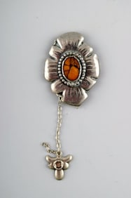 Danish Art Nouveau brooch in silver. Early 1900s.