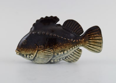 Sven Wejsfelt (1930-2009) for Gustavsberg. Unique Stim fish in glazed ceramics. 1980s.