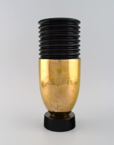 Robj, Paris. Large art deco vase in glazed ceramics. French design, 1940s.