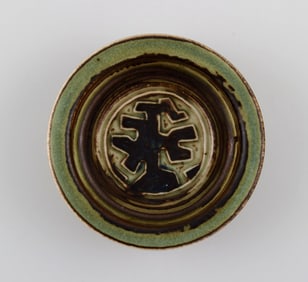 Jørgen Mogensen for Royal Copenhagen. Low bowl in glazed stoneware. Beautiful sung glaze.