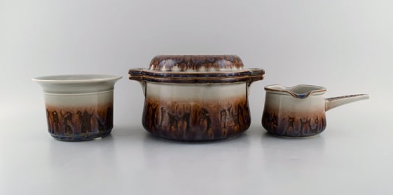 Bing & Grøndahl Mexico dinner service. Lidded bowl, jug and bowl in glazed stoneware. Danish