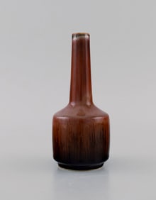Carl Harry Stålhane (1920-1990) for Rörstrand. Narrow neck vase in glazed ceramics.