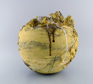 Christina Muff, Danish contemporary ceramicist (b. 1971). Large sculptural unique vase in glazed