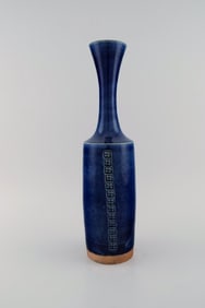 Jacob Bang (1932-2011) for Arne Bang. Large unique vase in glazed stoneware with geometric patterns.