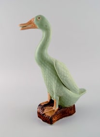 Austrian studio ceramicist. Goose in glazed stoneware. 1930s / 40s.