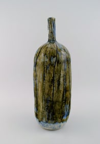 Dorte Sandal (b. 1955), Denmark. Large unique vase in glazed stoneware. Beautiful glaze in