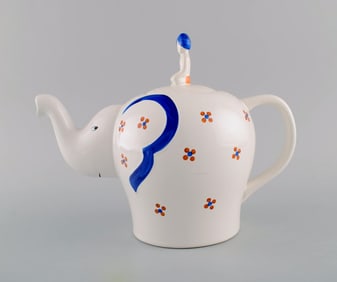 Very rare Lisa Larson "Elephant teapot" from her own workshop. Hand painted, elephant with seated