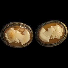Vintage Shell Cameo Screw-Back Earrings