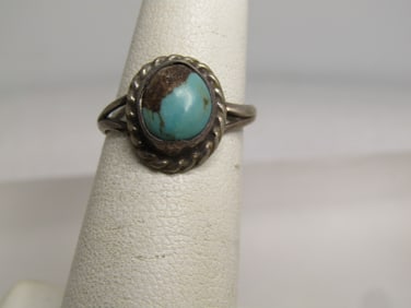 Vintage Sterling Southwestern Turquoise Ring, Sz. 5.75, 1960's-1970's