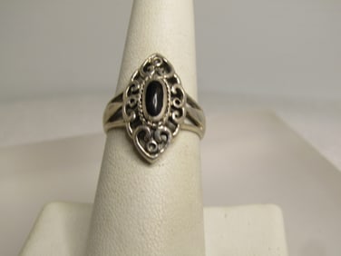Vintage Sterling Black Stone Filigree Ring, Sz. 7, 1980's-1990's, Signed Marsala
