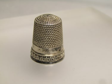 Vintage to Antique Sterling Silver Thimble,  Sz. 11