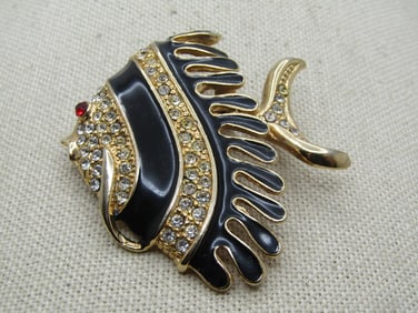 Vintage Tropical Fish Brooch, Enameled & Rhinestones, 1980's