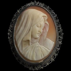 Vintage Silver Filigree Cameo Brooch