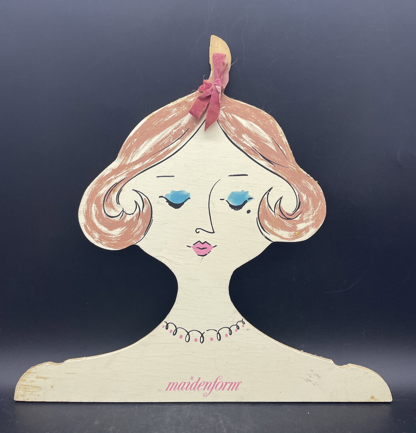 VINTAGE MAIDENFORM DISPLAY HANGER LADY WOODEN ADVERTISEMENT (1 of 6)