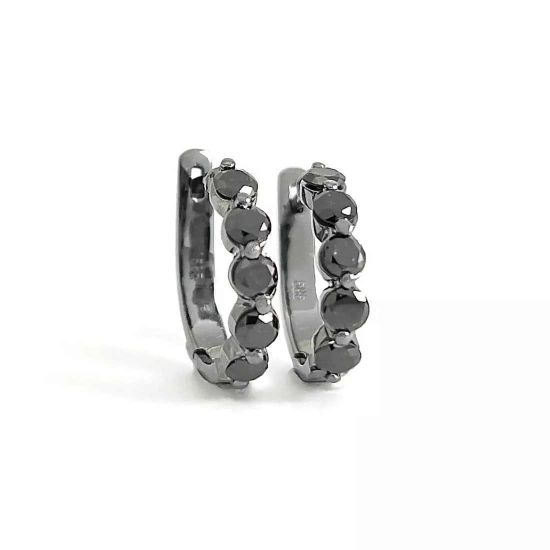 Black Diamond Huggie Small Hoop Earrings 14K Black Rhodium Gold, 1.50 CTW: Black Diamond Huggie Small Hoop Earrings 14K Black Rhodium Gold, 1.50 CTW These are lovely earrings! Please let us know if you have any questions. Diamonds: 10 rounds 1.50 ctw, black Metal: 14K white 
