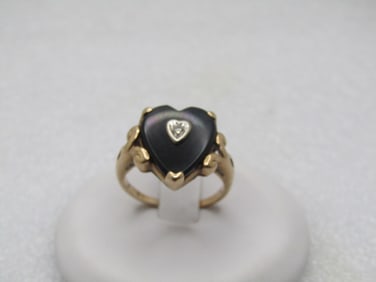 Vintage 10kt Black Onyx Heart Ring with Diamond, Sz. 4, 1960's-1970's