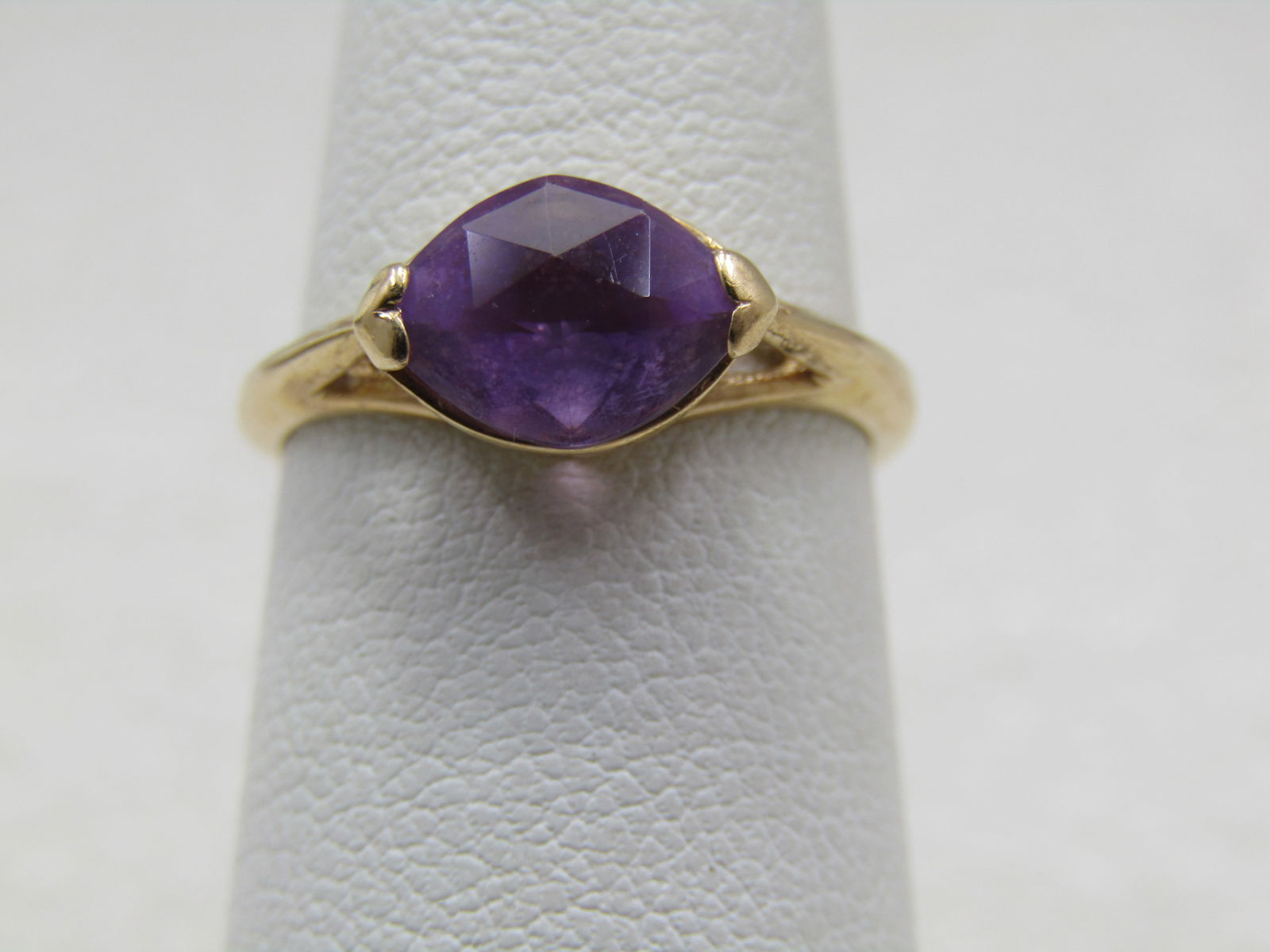 Vintage 14kt Honecomb Cut Amethyst Ring, 1.25 ctw, sz. 6 Signed A Z (1 of 11)