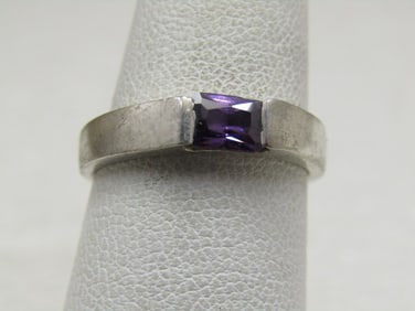 Vintage Sterling Amethyst Ring, Sz. 6, Band with Stone.