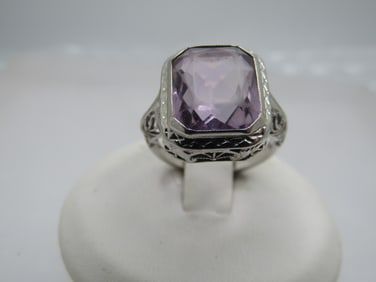 Vintage 10kt  Amethyst Art Deco Themed Ring, Sz. 5,  Rhodium Plated.