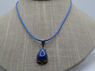 Vintage Sterling Lapis Lazuli Necklace, Southwestern Vibe, 18"-20", 1970's-1980's