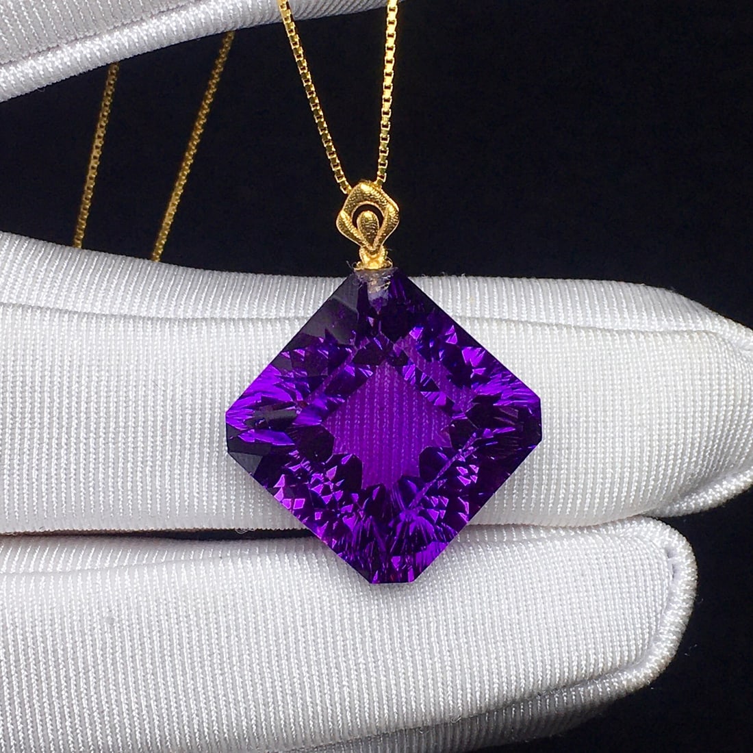 18k gold inlaid pure natural Uruguayan amethyst pendant (1 of 6)