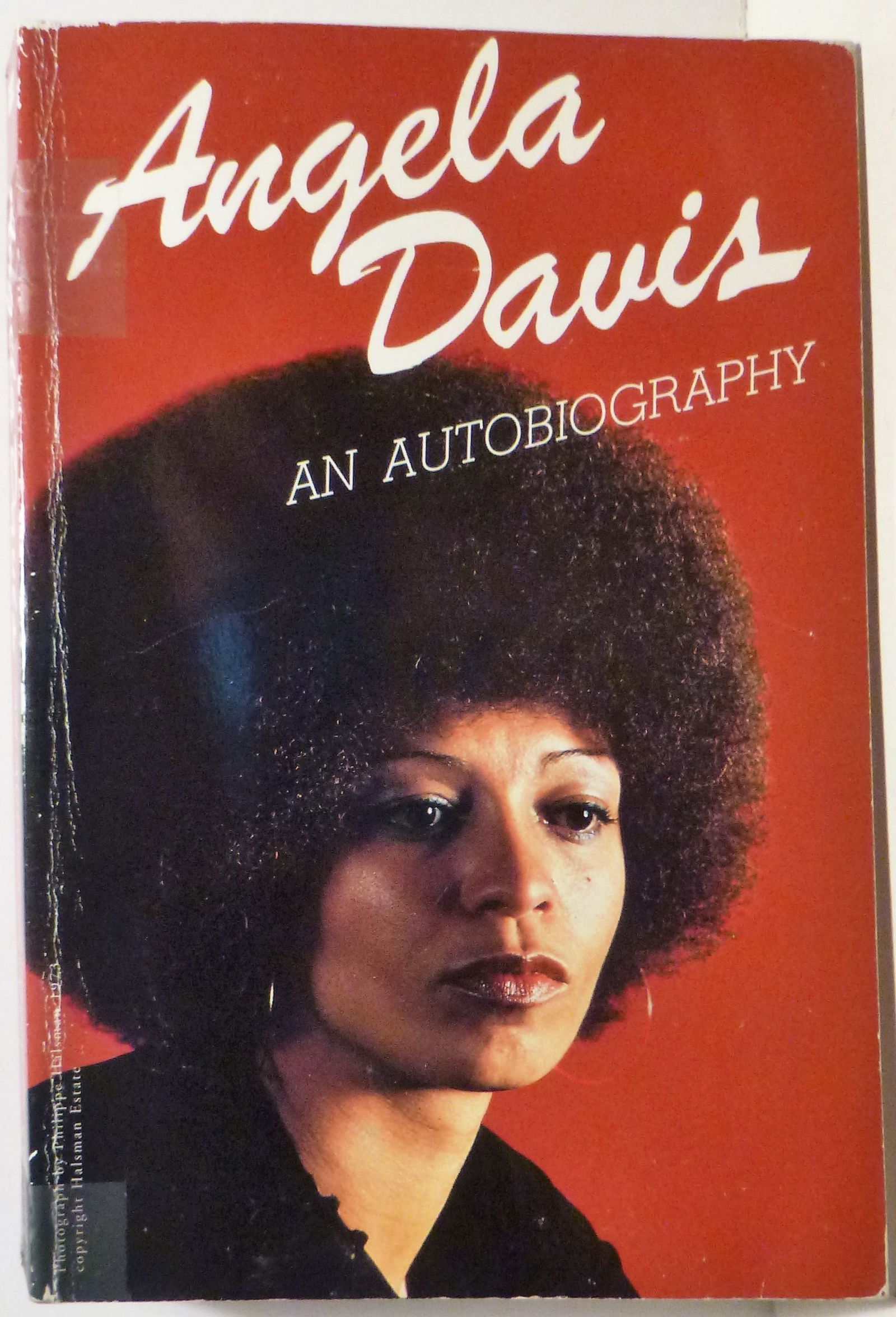 Angela Davis: An Autobiography (1 of 4)