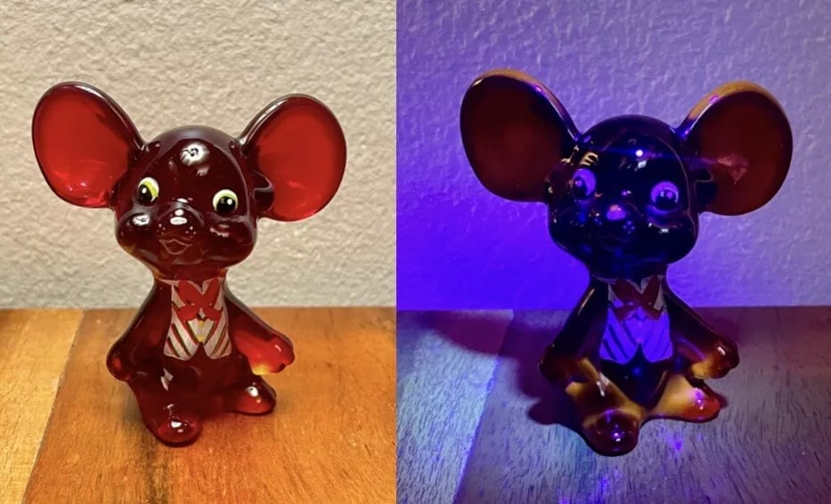 FENTON Cadmium Glass Ruby Red Mouse 3” Glass Figurine HP & Signed by S. Davis (1 of 7)