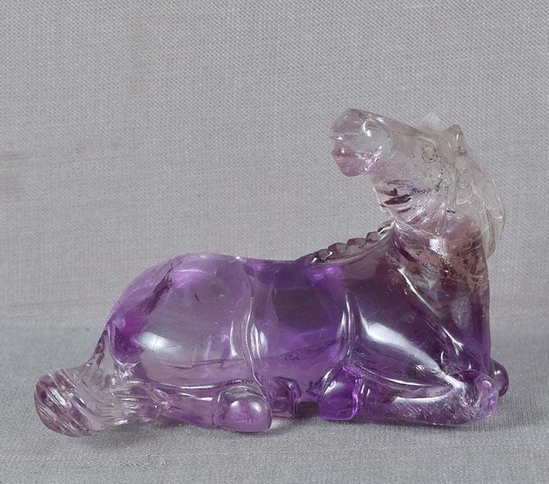 Vintage Chinese amethyst carving RESTING HORSE (1 of 6)