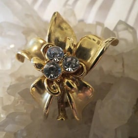 Vintage Gold Gilded Metal Crystal Flower Brooch