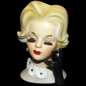 Napco C6427 4 ½” Lady Head Vase Original Earrings