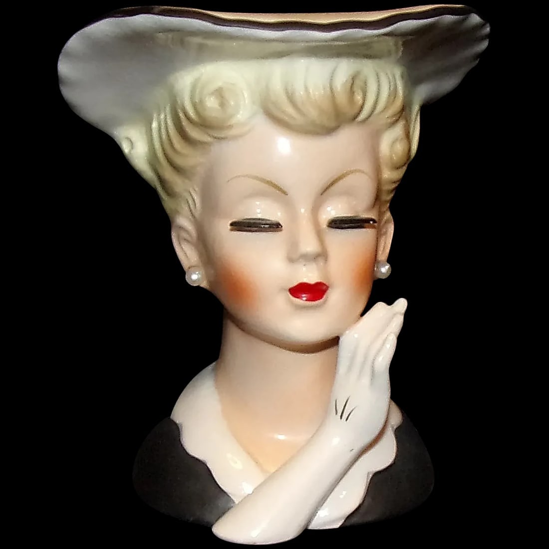 Napco A5046 Lady Head Vase (1 of 7)
