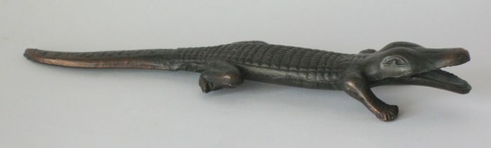 Antique cast brass alligator paper weight Niagara Falls