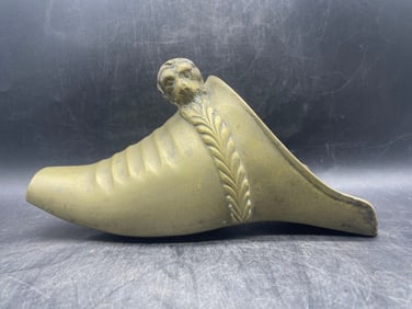 ANTIQUE SPANISH COLONIAL STIRRUP Lion Face Buckle