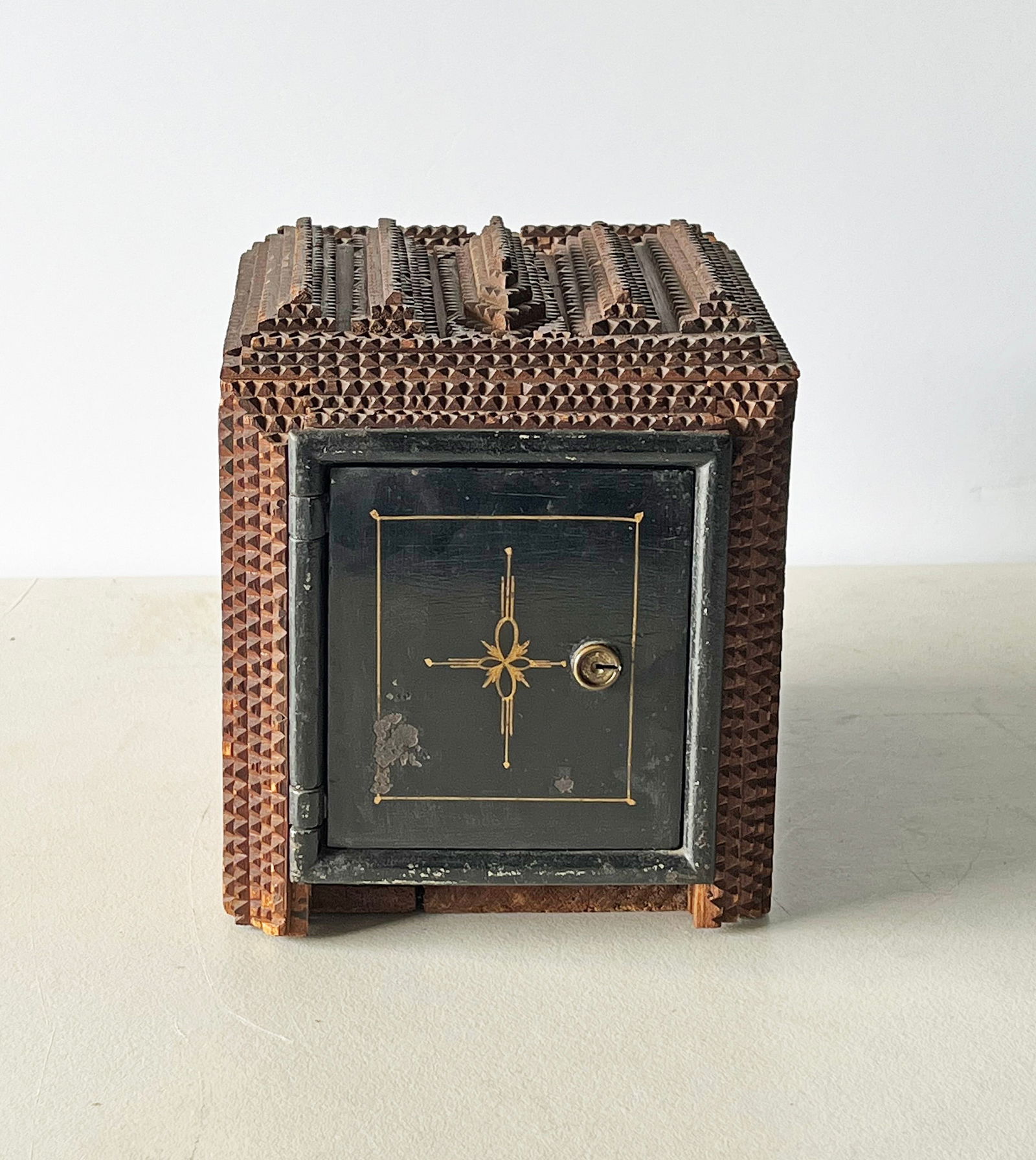 Tramp Art Safe (1 of 7)