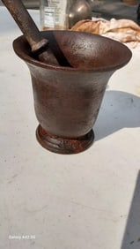 Antique Iron Mortar And Pestle 5lbs