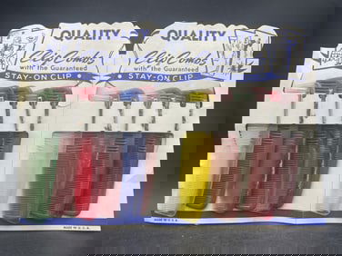 VINTAGE FINE QUALITY CLIP COMBS Advertising Store Display 12 combs