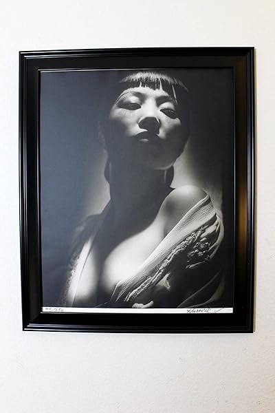 Anna May Wong By George Hurrell (1985) 16x20 US Signed Photo - Framed: Anna May Wong By George Hurrell (1985) 16x20 US Signed Photo - Framed, Please refer to the attached photos to determine the condition of this original vintage item. Note: LB means Linen Backed. Ready