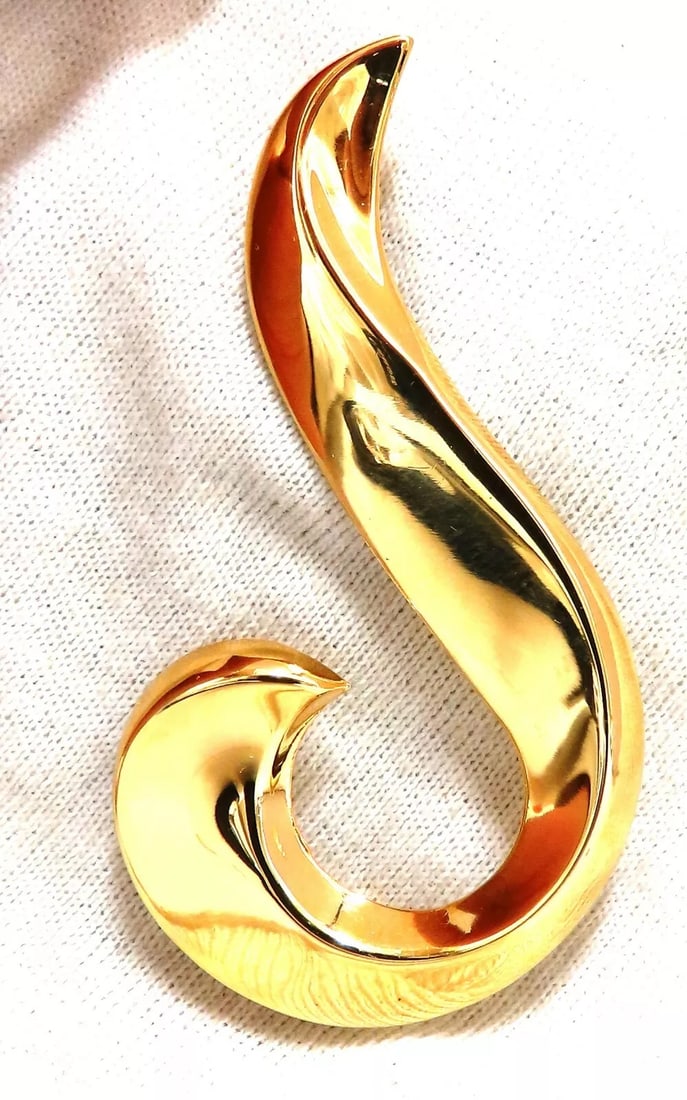 High Shine Musical Note Gold Pin 14 Karat (1 of 3)