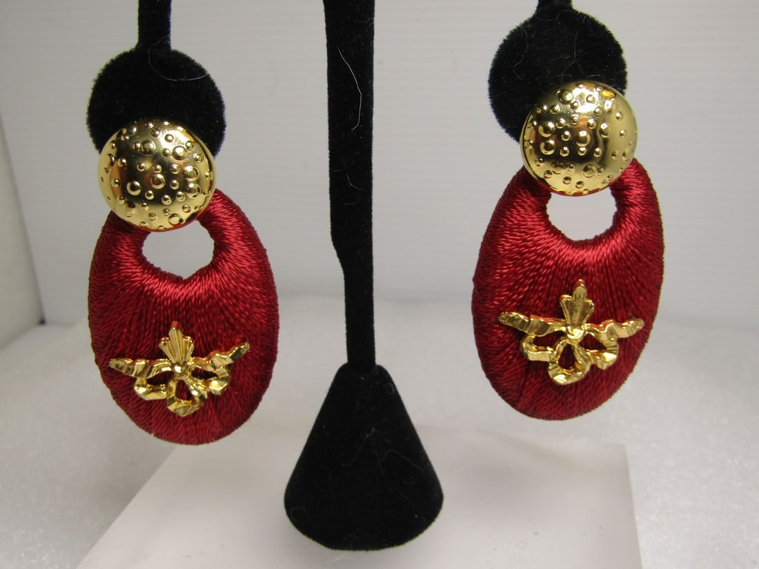 Vintage 1980's Red Wrapped Doorknocker Earrings, Pierced, (1 of 4)