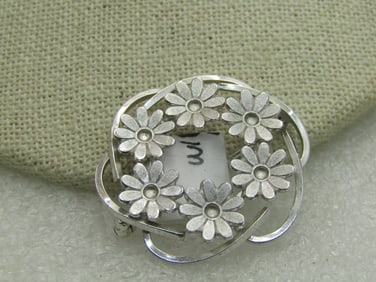 Vintage Sterling Silver Daisy Brooch, Van Dell, Mid-Century, 5.34 gr.