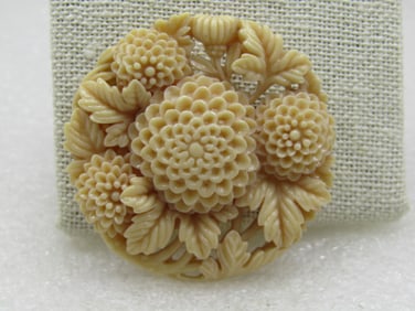 Vintage Tan Celluloid Mum Floral Brooch, 1.75", C-Clasp, 1930's